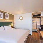 Campanile Nature - Clermont Ferrand Le Brezet