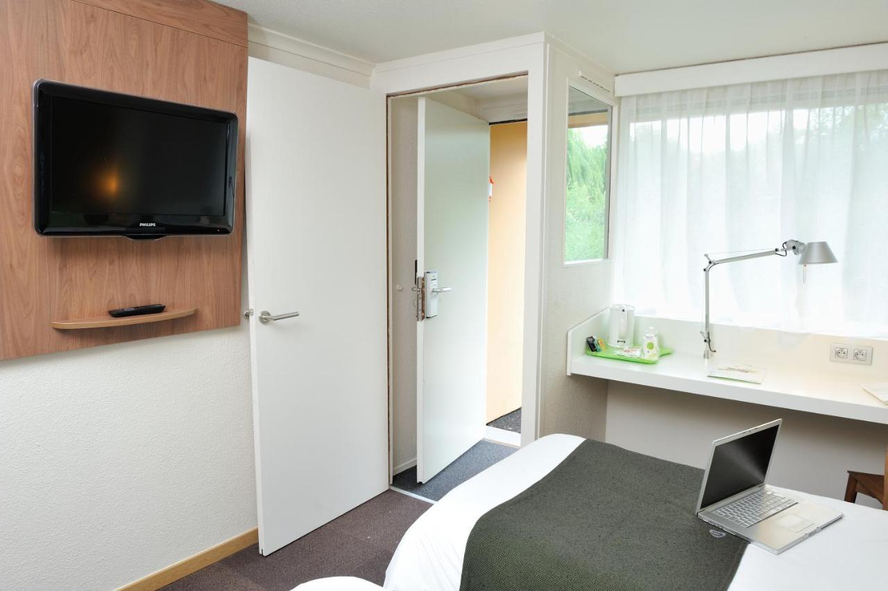 Campanile Ferrand - Le Brezet 3*