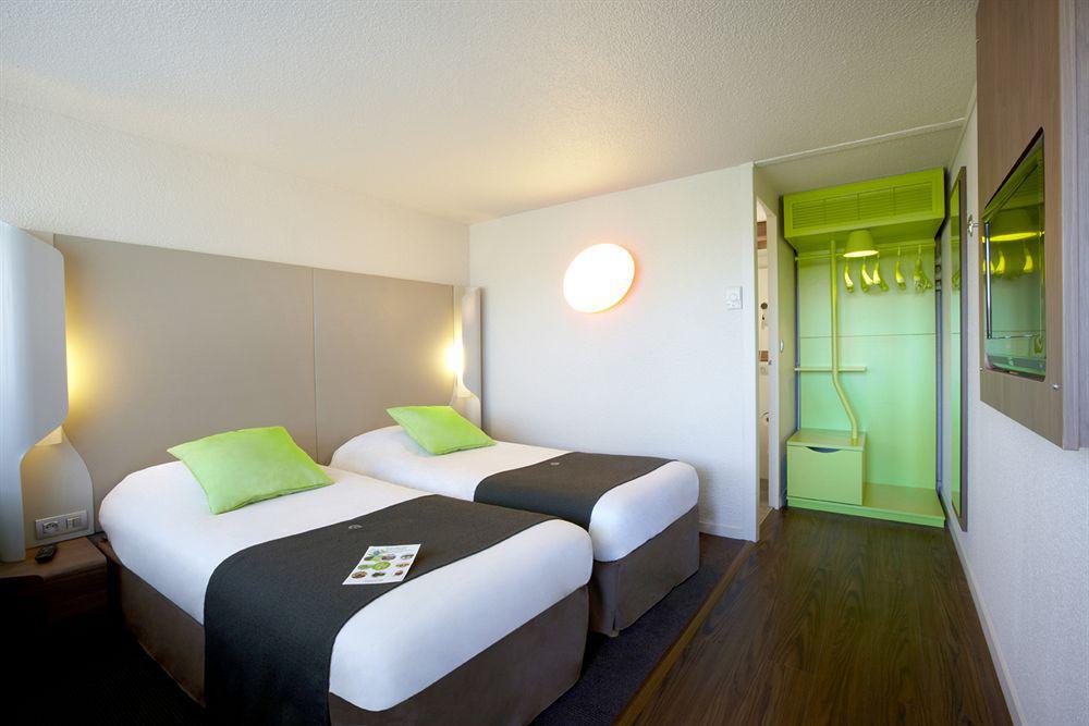 Hotel Campanile Nature - Ferrand Le Brezet